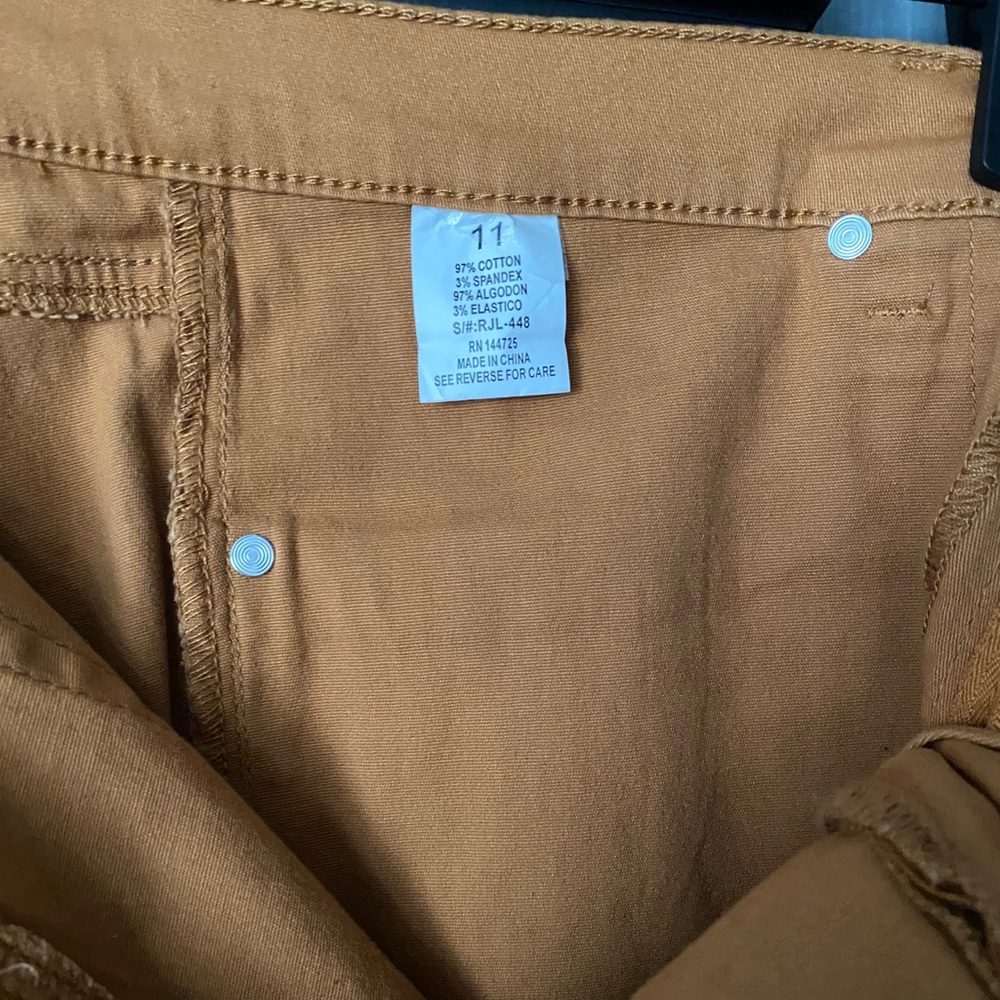 Jeans - Picture 11 of 12